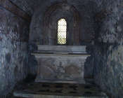  Altar in der Krypta